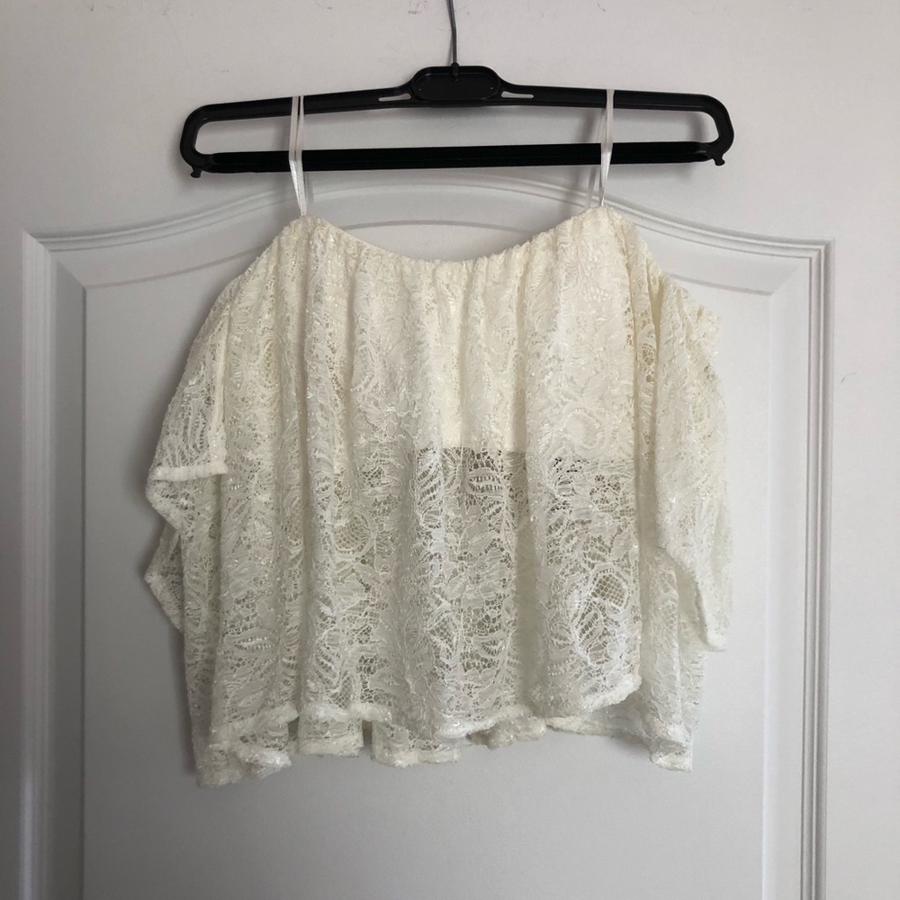 Strapless off the shoulder tube top